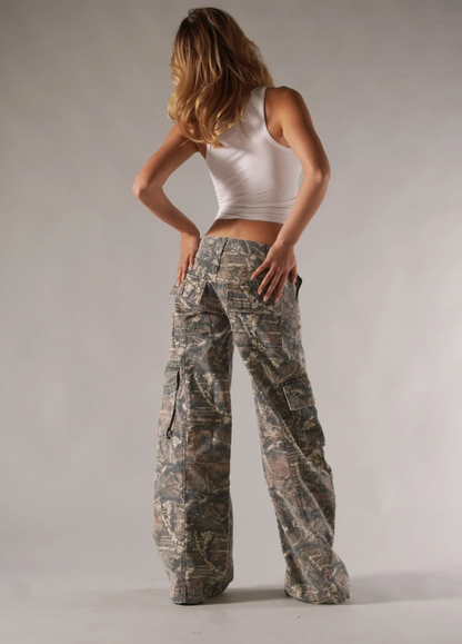 ShapeU™ Camo Cargo Pants